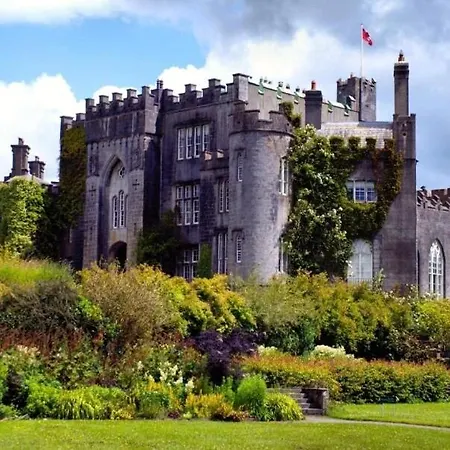 Deerpark Stables Apartamento Highstreet