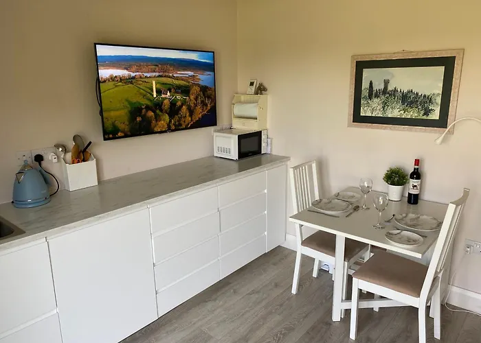 Deerpark Stables Highstreet